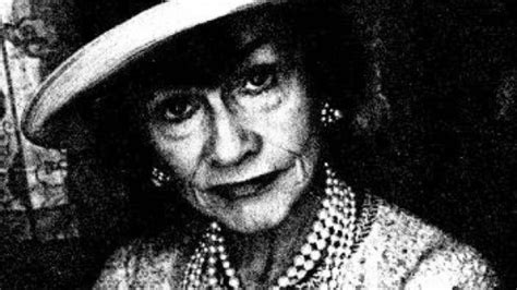 la infancia de coco chanel|coco chanel muerte.